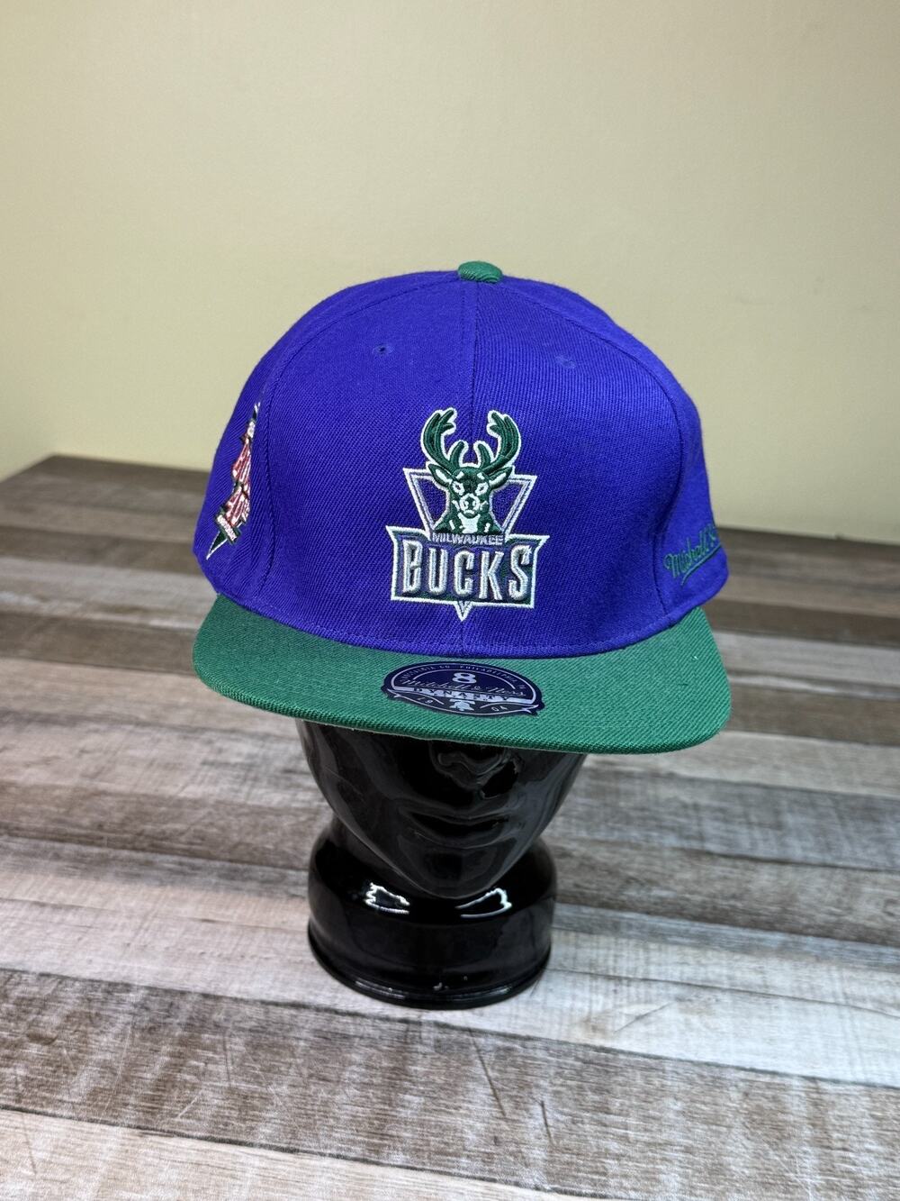 Mitchell & Ness Milwaukee Bucks Fitted Baseball Hat 40th Anniversary Mens 8 NBA